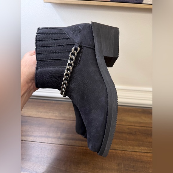 NEW HARLEY DAVISON WOMEN'S KORSEN CHAIN ANKLE
BOOT size 7.5 - Picture 8 of 14